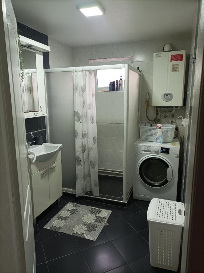 Ariana Apartman Kragujevac Bagian luar foto