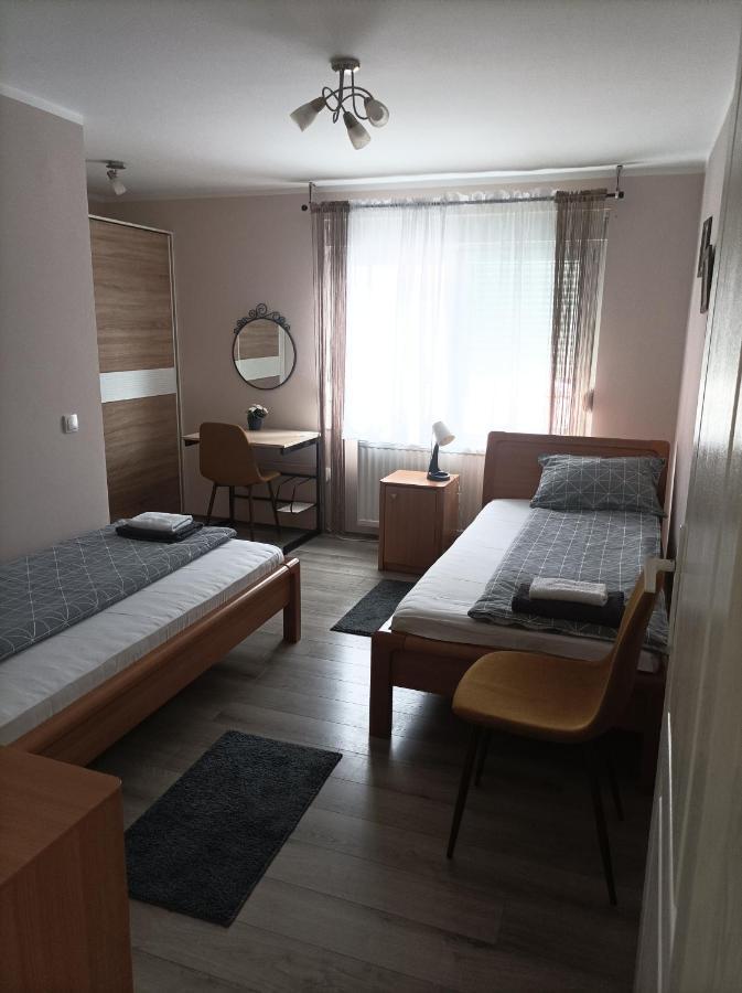 Ariana Apartman Kragujevac Bagian luar foto